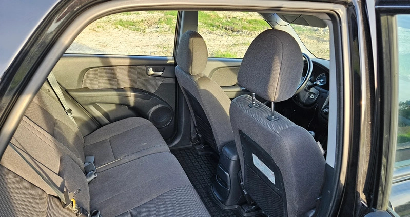 Kia Sportage cena 18500 przebieg: 141282, rok produkcji 2005 z Duszniki-Zdrój małe 29